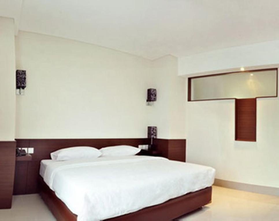 BAMBOO INN HOTEL & CAFE JAKARTA